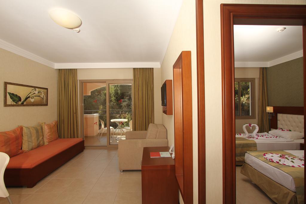 Apartment,1353129940:JPEG