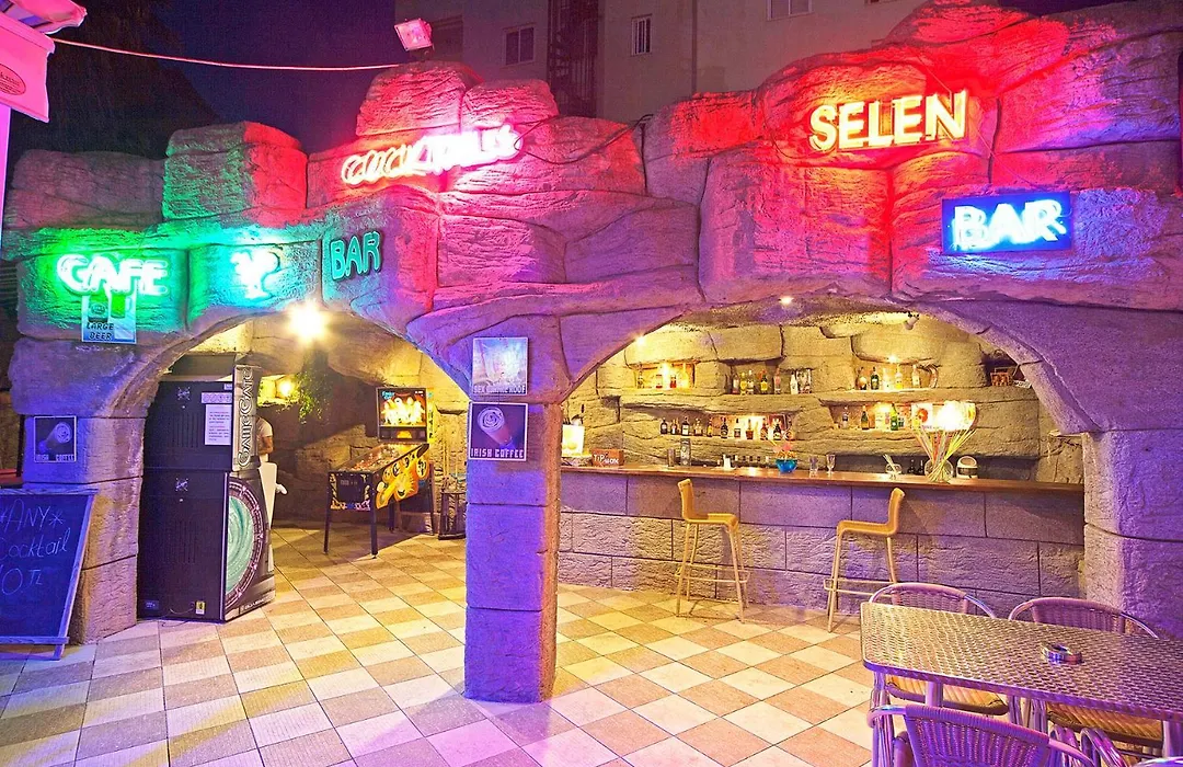 Selen Hotel-1