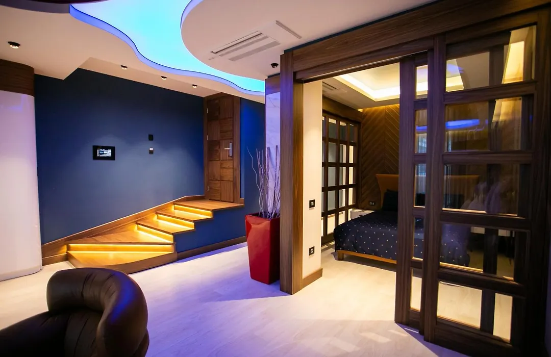 Lalila Blue Suites-1