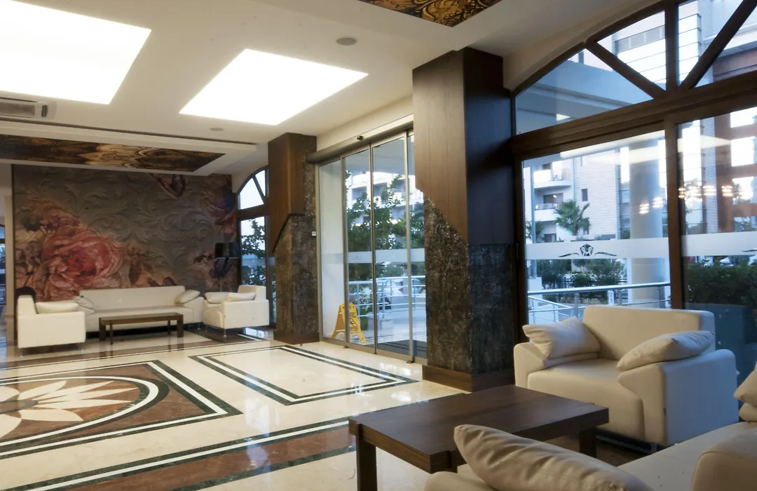 My Dream Hotel-1