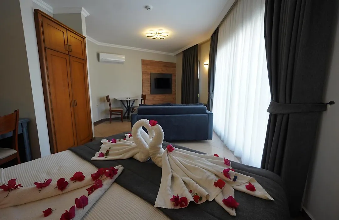 Club Karakas Apart Otel-1