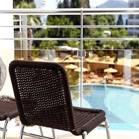Grand Ideal Premium-3