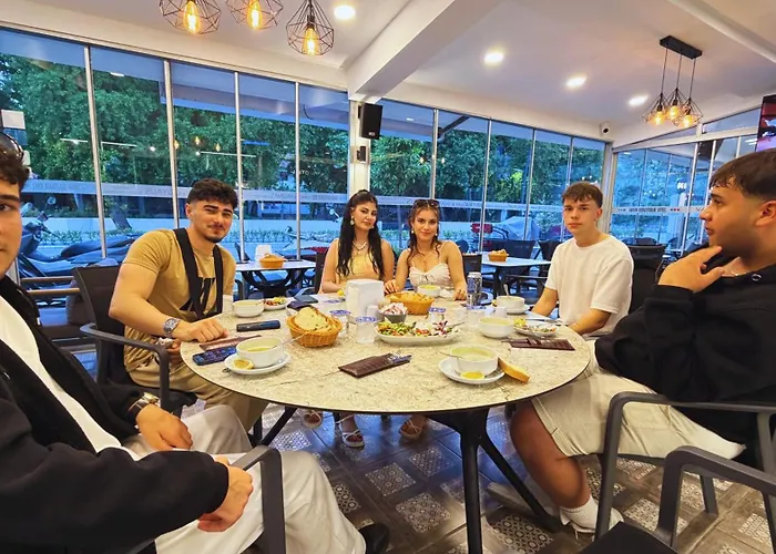 Arya Otel