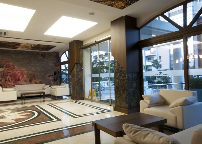 My Dream Hotel